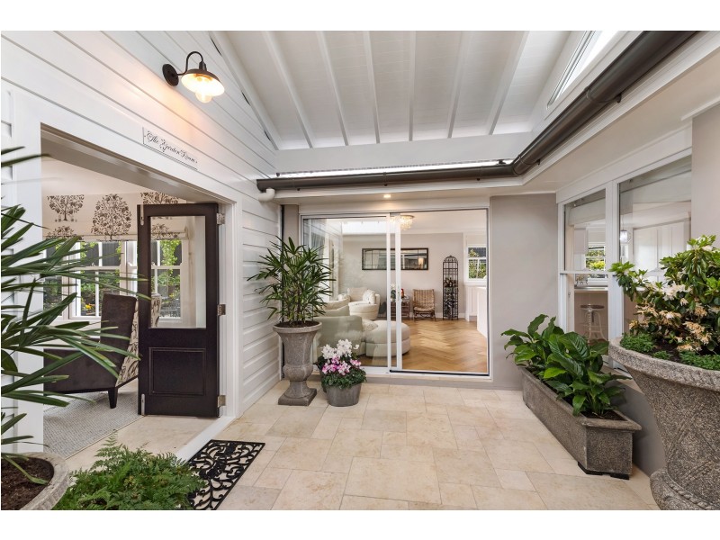 7 LINDEN WAY, Bowral NSW 2576