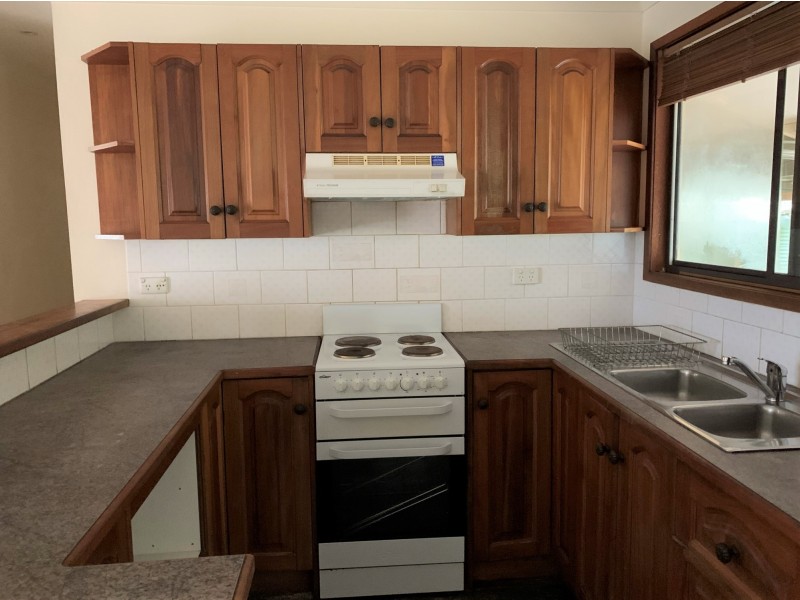 24 KIANDRA CRESCENT, Yerrinbool NSW 2575