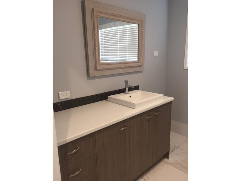 84 Hall Road, Elimbah QLD 4516