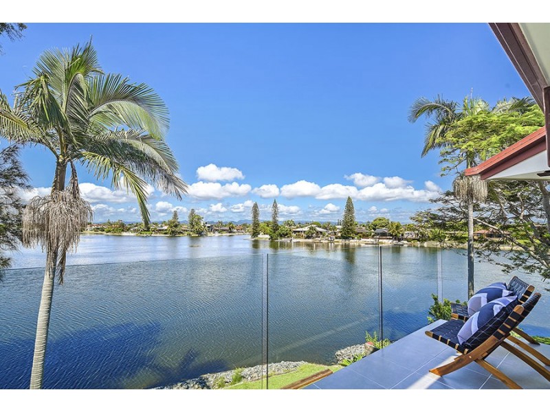 3/14 Orvieto Avenue, Mermaid Waters QLD 4218