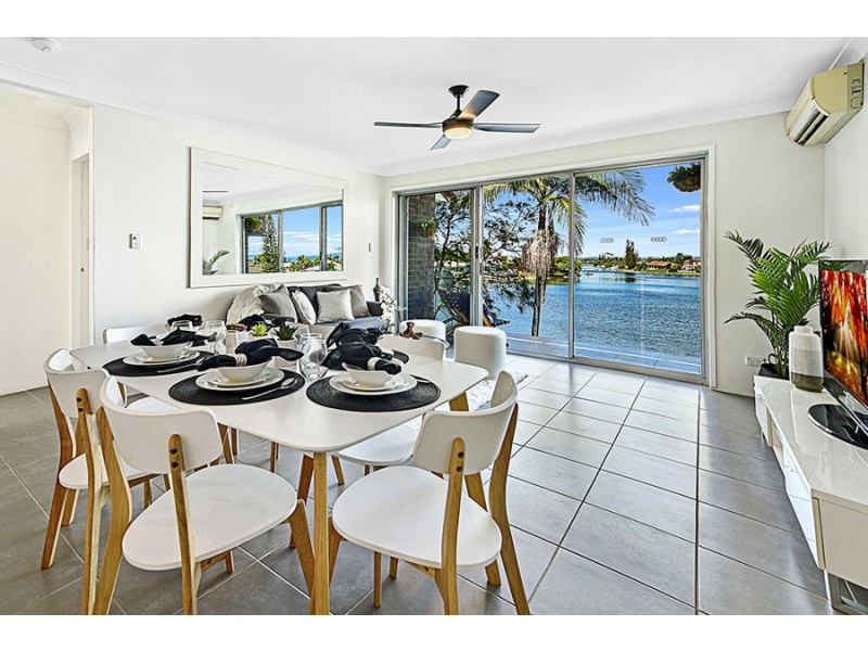3/14 Orvieto Avenue, Mermaid Waters QLD 4218