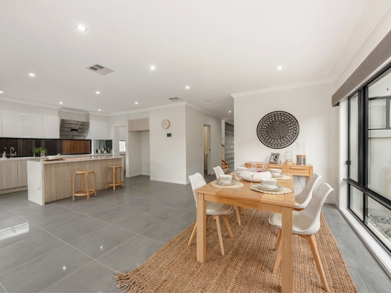 18 Shilin Street, Yarrabilba QLD 4207