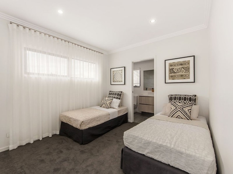18 Shilin Street, Yarrabilba QLD 4207