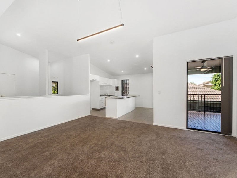 91 Lakes Entrance Drive, Springfield Lakes QLD 4300