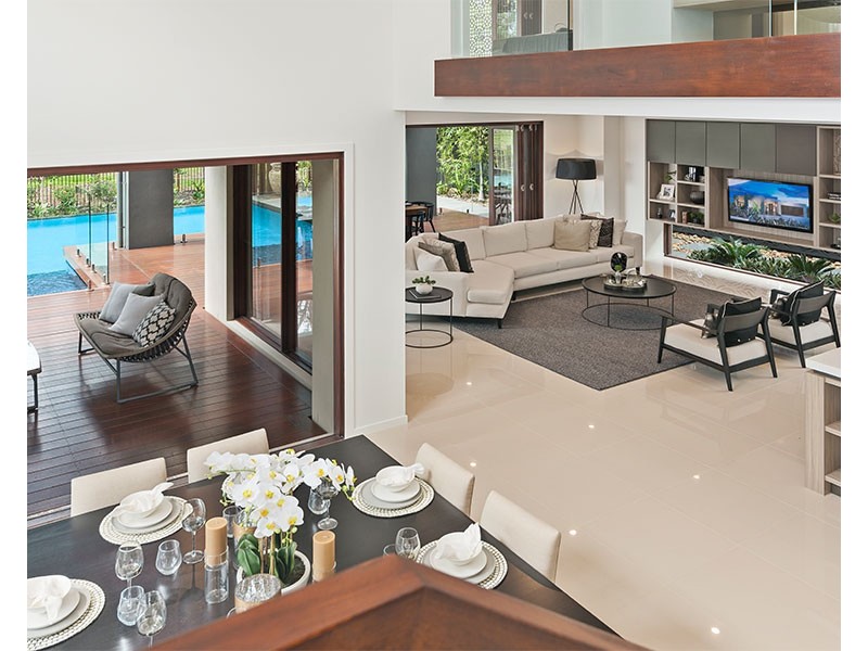 8 Turnberry Way, Brookwater QLD 4300