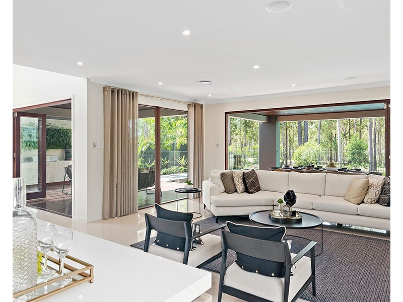 8 Turnberry Way, Brookwater QLD 4300