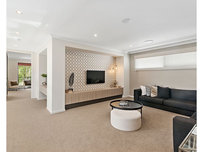 8 Turnberry Way, Brookwater QLD 4300