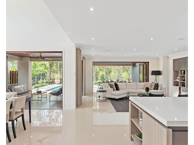 8 Turnberry Way, Brookwater QLD 4300