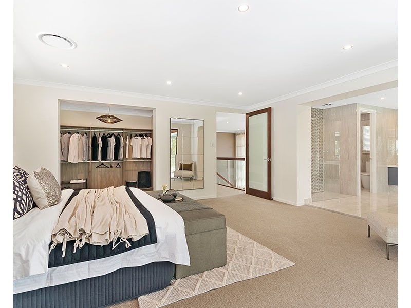 8 Turnberry Way, Brookwater QLD 4300