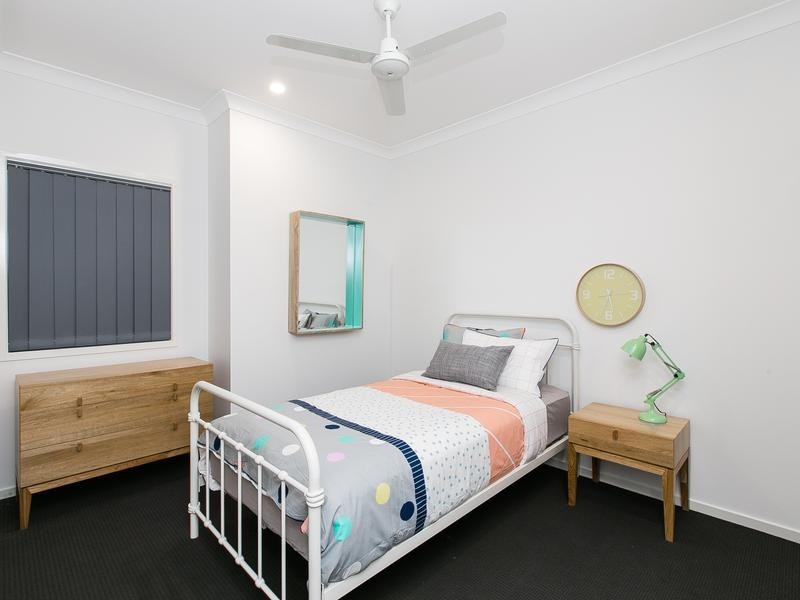 22 RIVERBEND CR, Lawnton QLD 4501