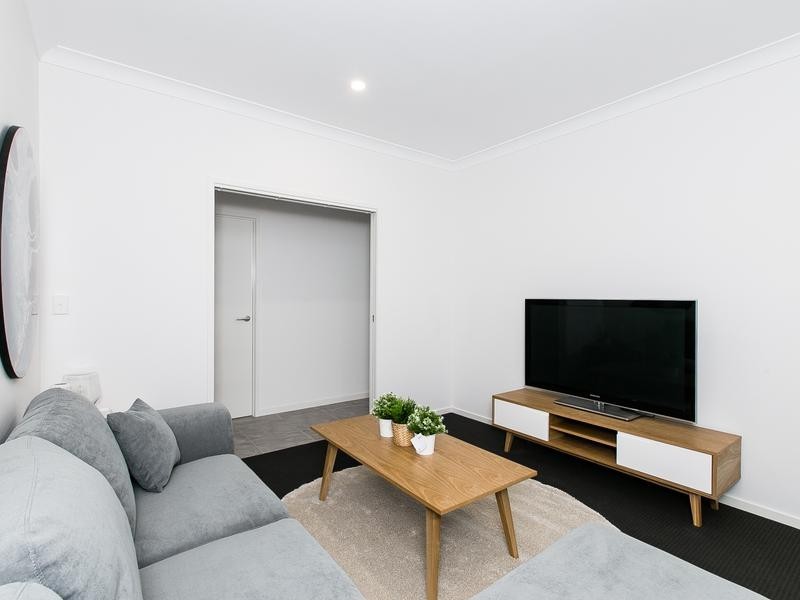 22 RIVERBEND CR, Lawnton QLD 4501