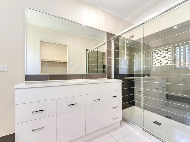 36 Tarong Avenue, North Lakes QLD 4509