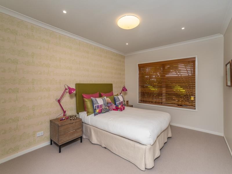12 Elvire Street, Ormeau Hills QLD 4208