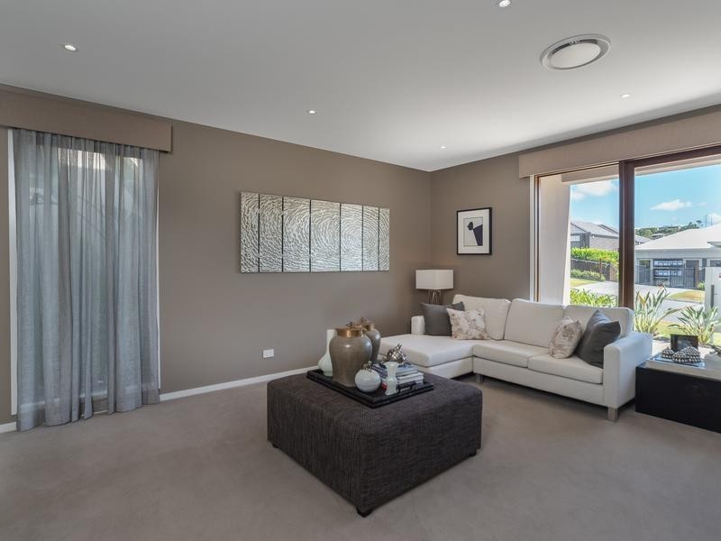 6 Elvire Street, Ormeau Hills QLD 4208