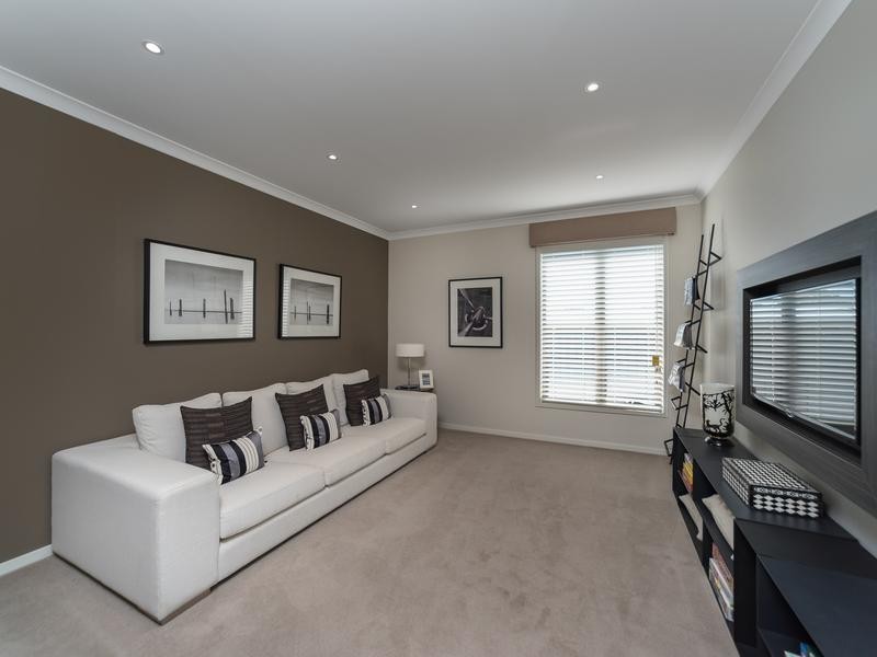 6 Elvire Street, Ormeau Hills QLD 4208