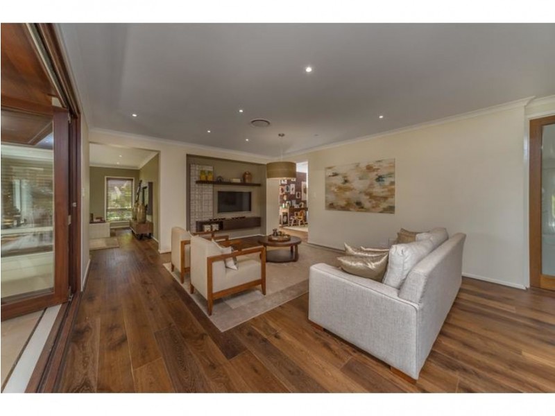 8 Elvire Street, Ormeau Hills QLD 4208