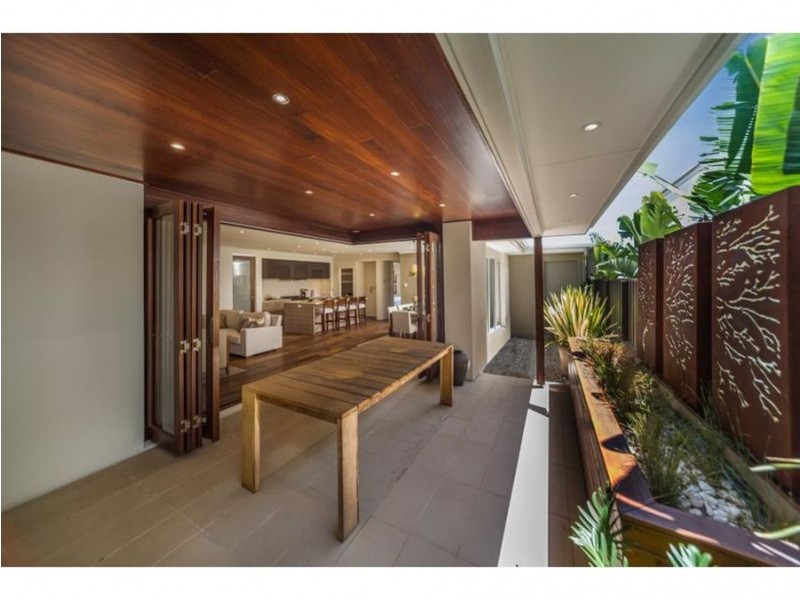 8 Elvire Street, Ormeau Hills QLD 4208