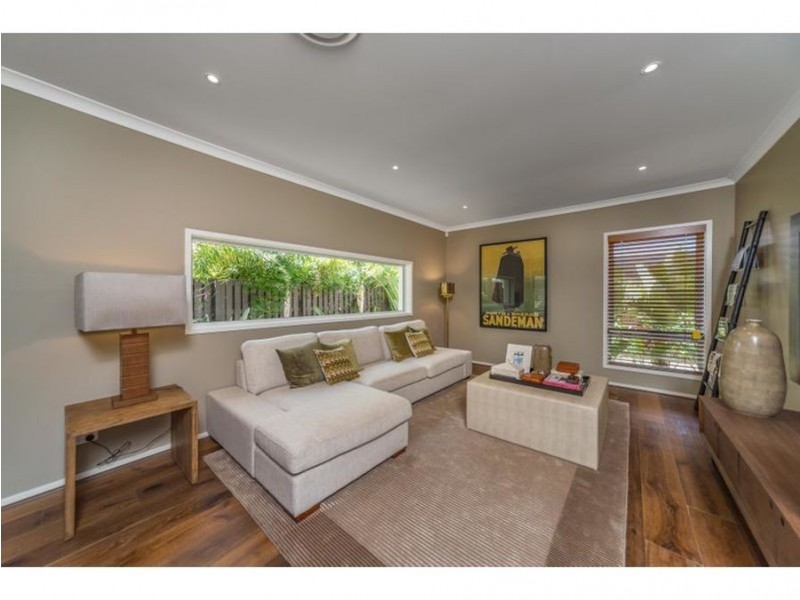 8 Elvire Street, Ormeau Hills QLD 4208