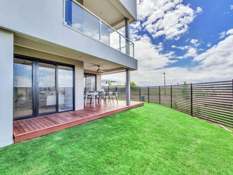 11 Astor Street, Newport QLD 4020