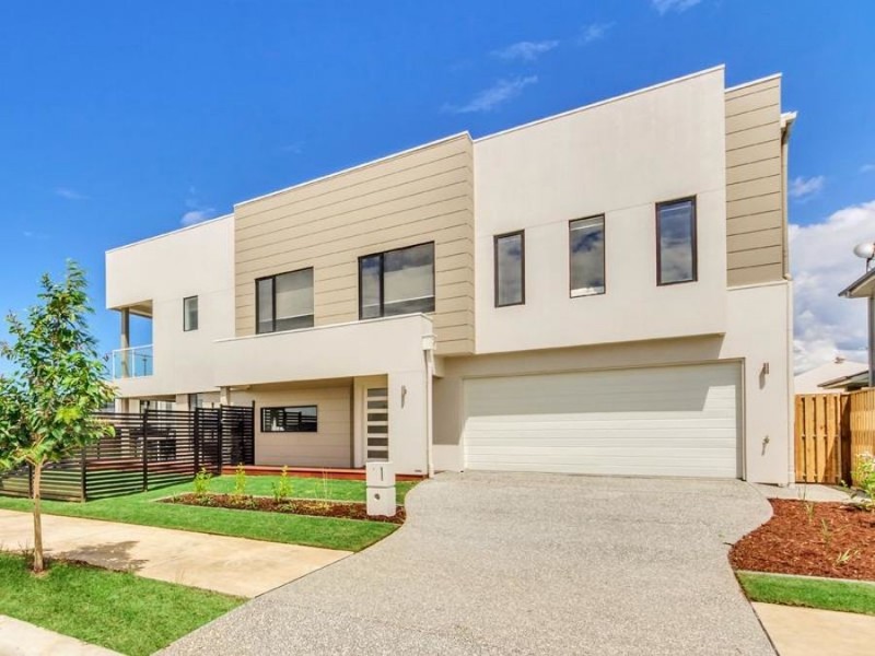 11 Astor Street, Newport QLD 4020