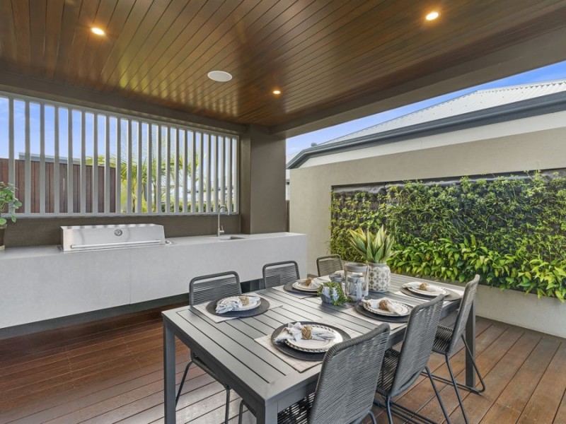 16 Tranquility Way, Palmview QLD 4553