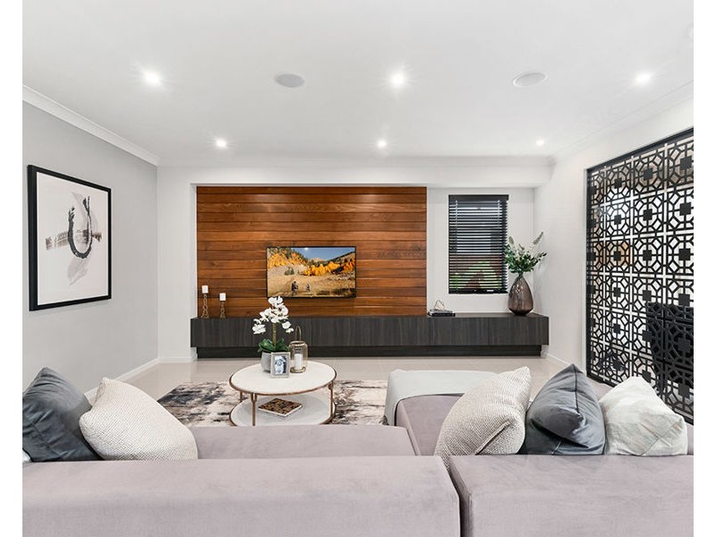 18 Tranquility Way, Palmview QLD 4553