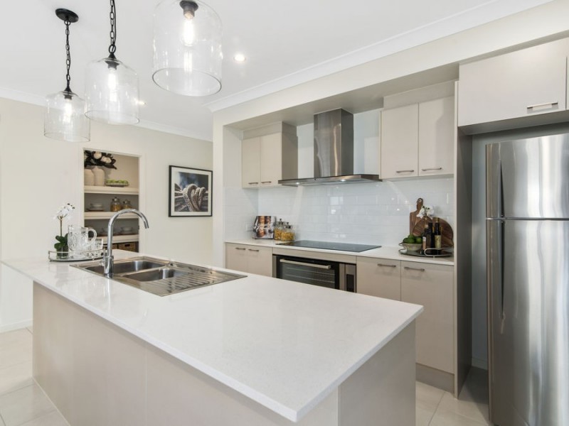 36 Attenborough Circuit, North Lakes QLD 4509