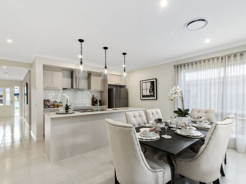 36 Attenborough Circuit, North Lakes QLD 4509