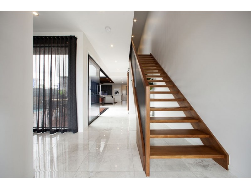 12 Leslie Crescent, Caloundra West QLD 4551
