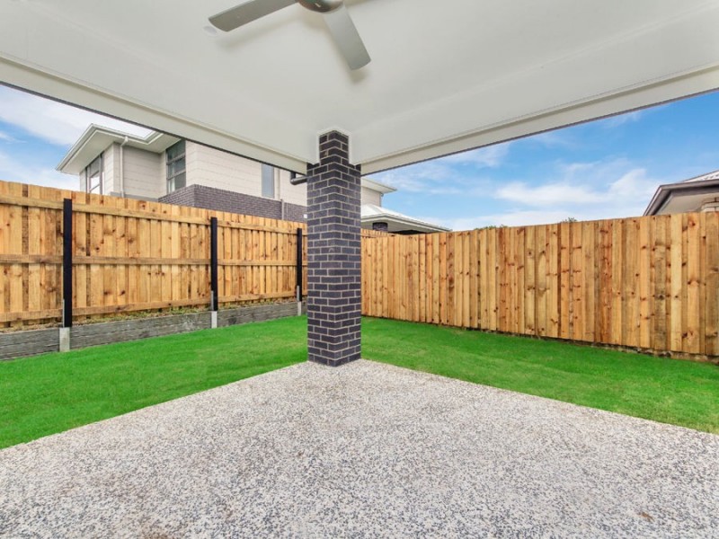 14 Majestic Crescent, Hemmant QLD 4174