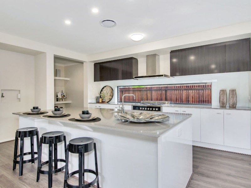 14 Majestic Crescent, Hemmant QLD 4174