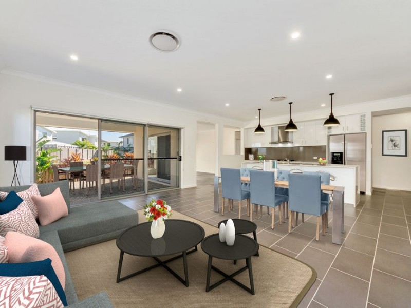 21 Finch Parade, Rochedale QLD 4123
