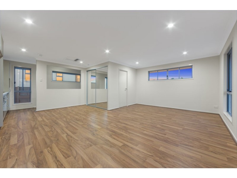 15 Brooking Rise, Ripley QLD 4306
