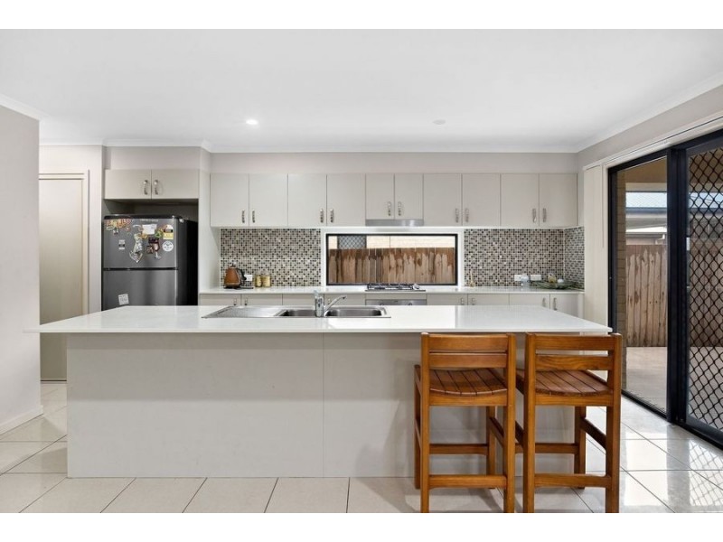 54 Sandalwood Crescent, Griffin QLD 4503