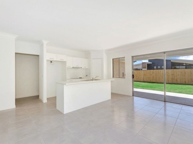 12 Verdant Road, Palmview QLD 4553