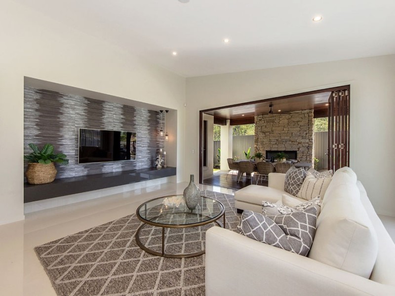 22 Houston Street, Spring Mountain QLD 4124