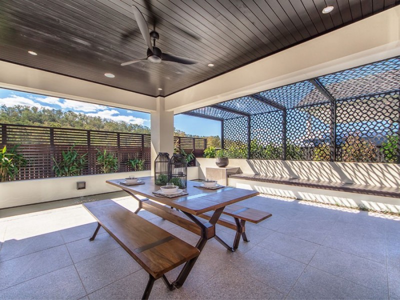 18 Houston Street, Spring Mountain QLD 4124