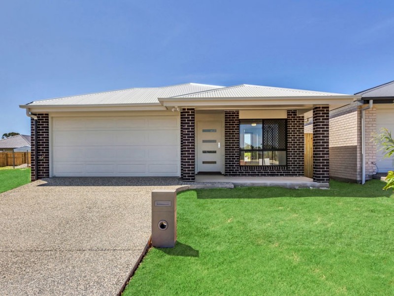 126 Waterside Esplanade, Caboolture South QLD 4510