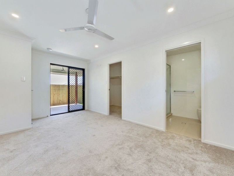 126 Waterside Esplanade, Caboolture South QLD 4510