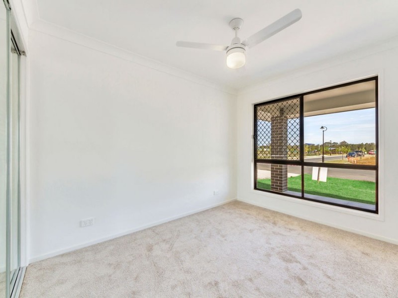 126 Waterside Esplanade, Caboolture South QLD 4510