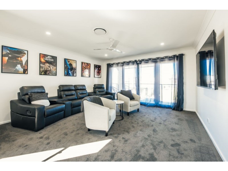 10 Miami Street, Spring Mountain QLD 4124