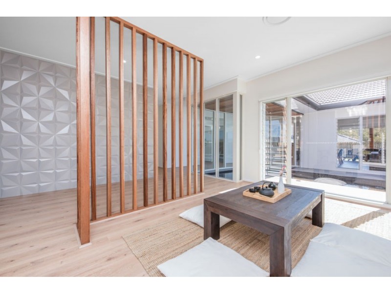 12 Miami Street, Spring Mountain QLD 4124