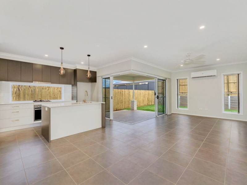 36 Azorean Street, Griffin QLD 4503