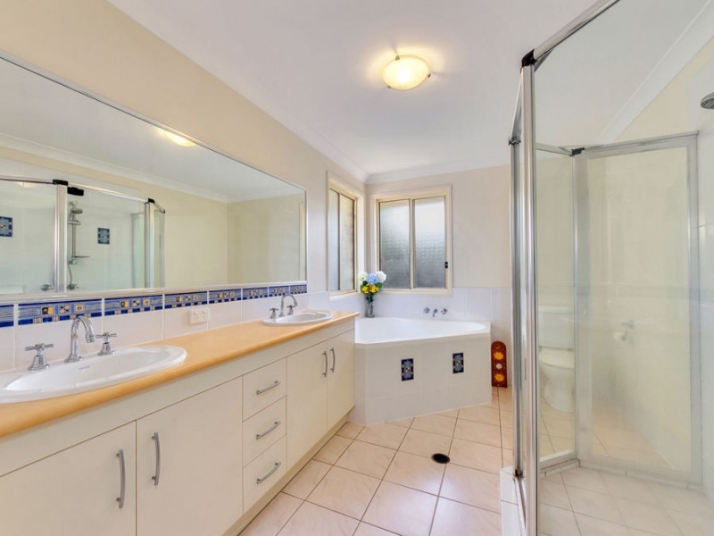 4 POPPEL COURT, Narangba QLD 4504