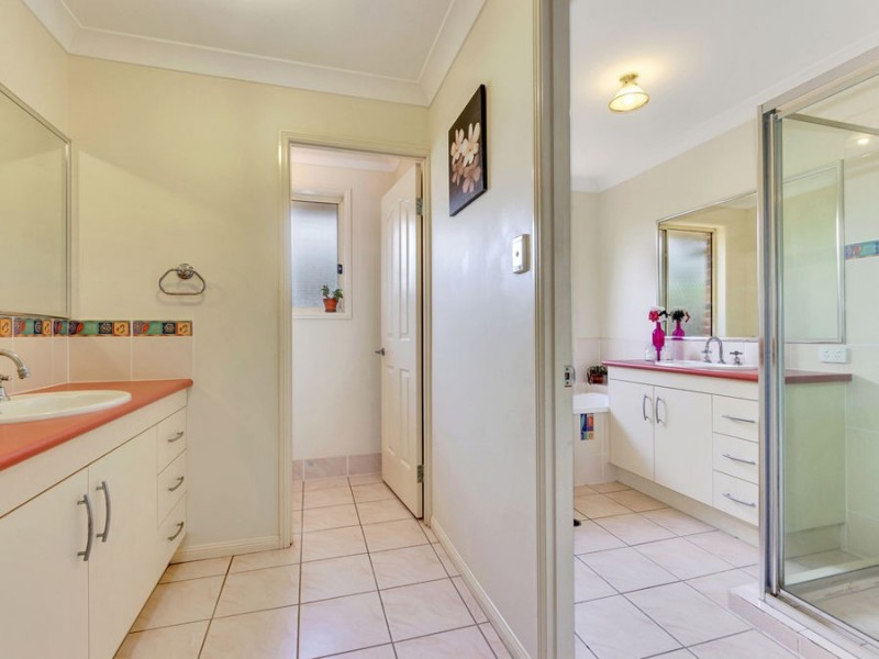 4 POPPEL COURT, Narangba QLD 4504