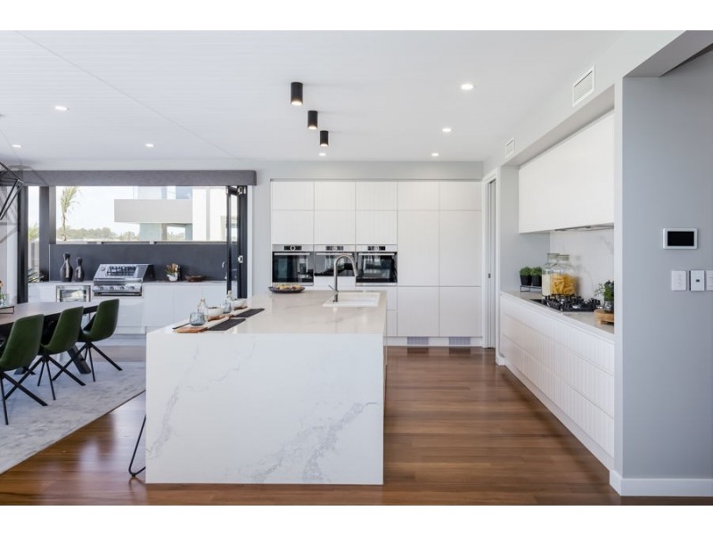 177 QUAY CIRCUIT, Newport QLD 4020