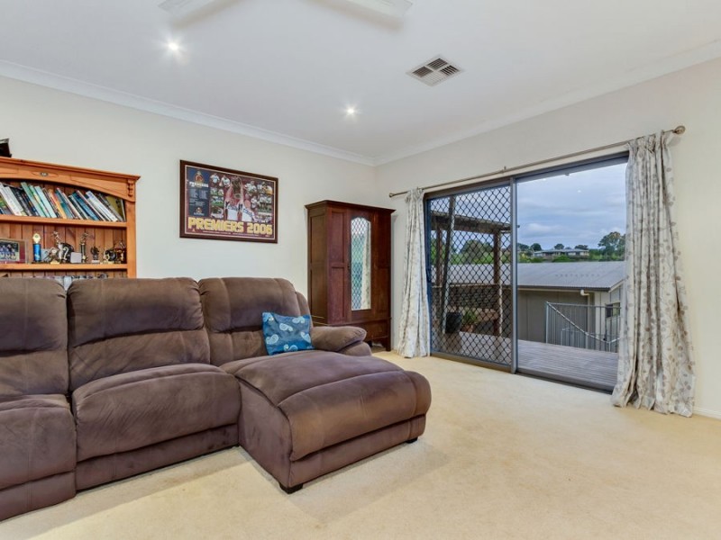 15 Diane Drive, Dayboro QLD 4521