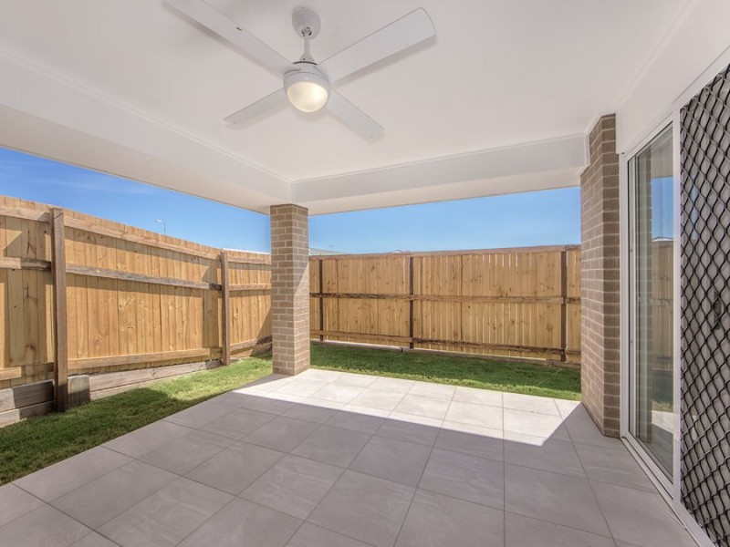 7 Tomlinson Street, Yarrabilba QLD 4207