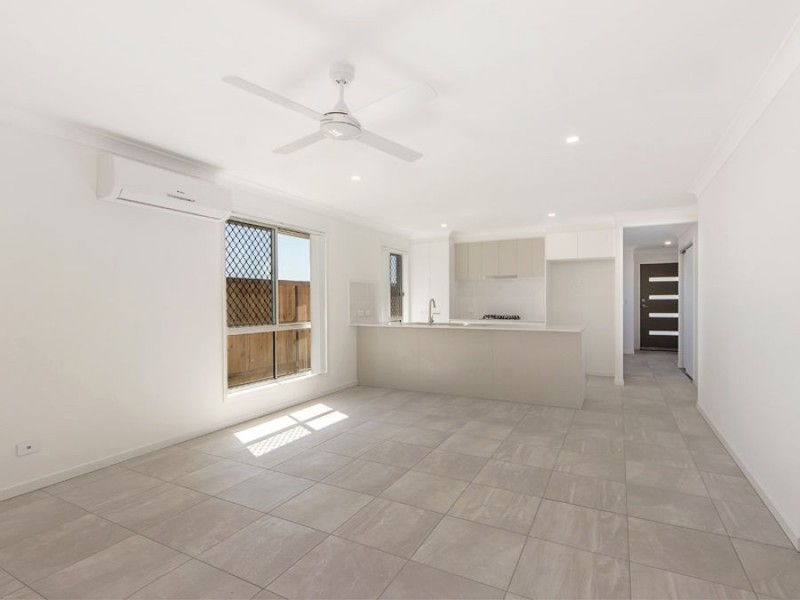 7 Tomlinson Street, Yarrabilba QLD 4207