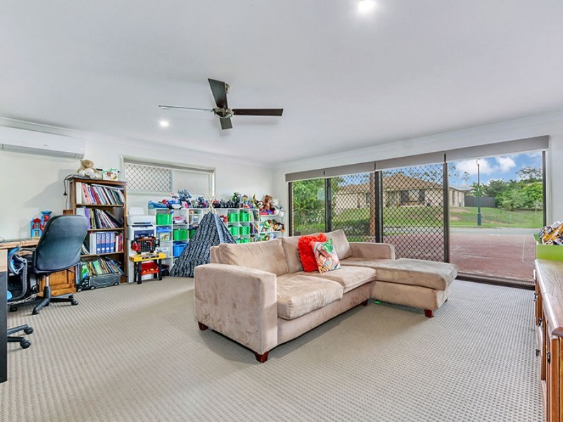 21 Dannika Way, Deebing Heights QLD 4306